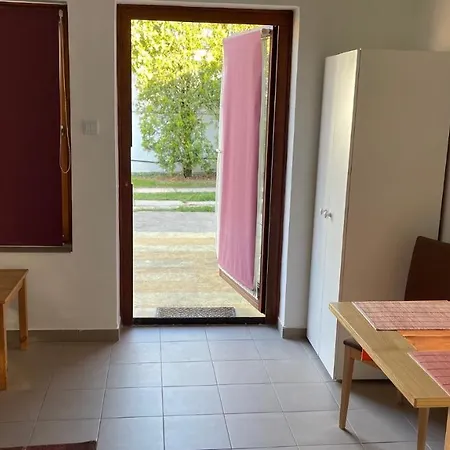 Szin-Haz Apartman (Adults Only) * Gyula