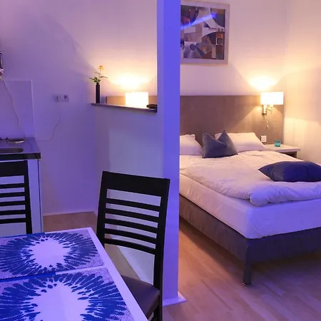 Szin-haz (adults Only) Апартаменты *