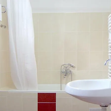 Szin-Haz Apartman (Adults Only) Gyula